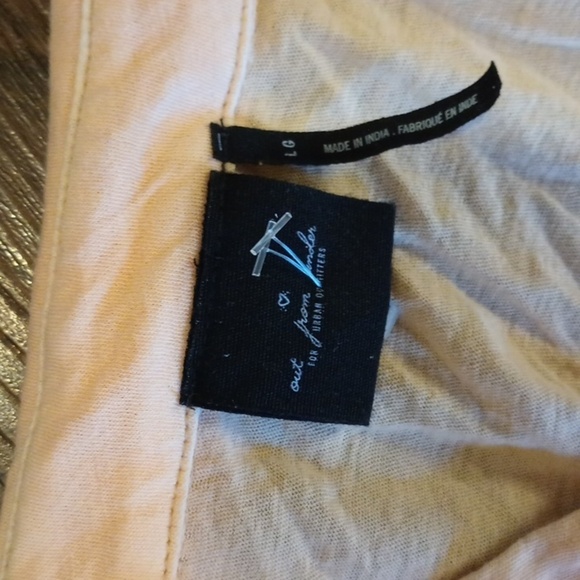 Out From Under Urban Outfitters Light Pink Loose Fit Collared Extreme Crop Top - Picture 2 of 6